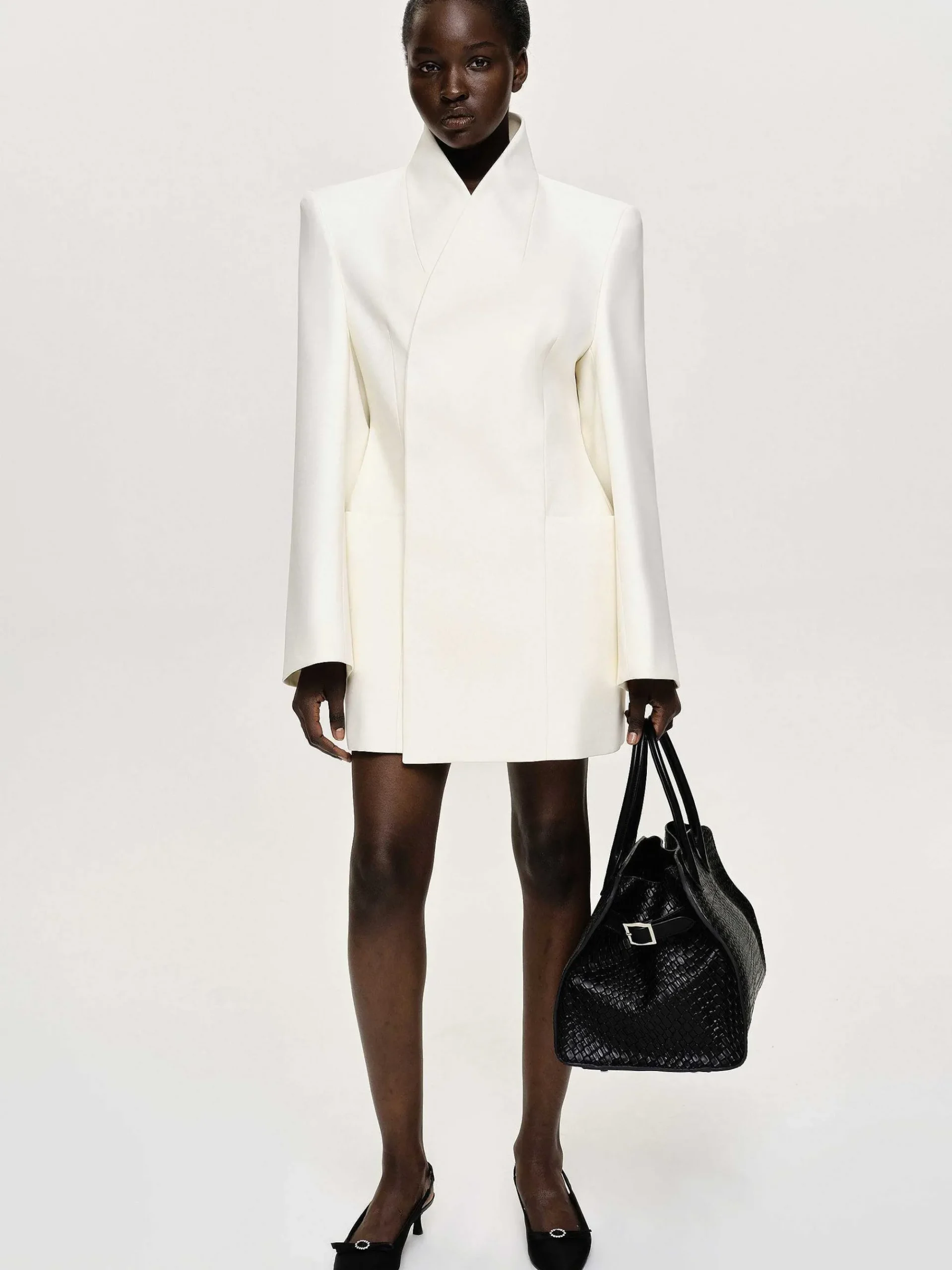 Source Unknown Vêtements D'Exterieur-Blazer Portefeuille Corrin, Creme