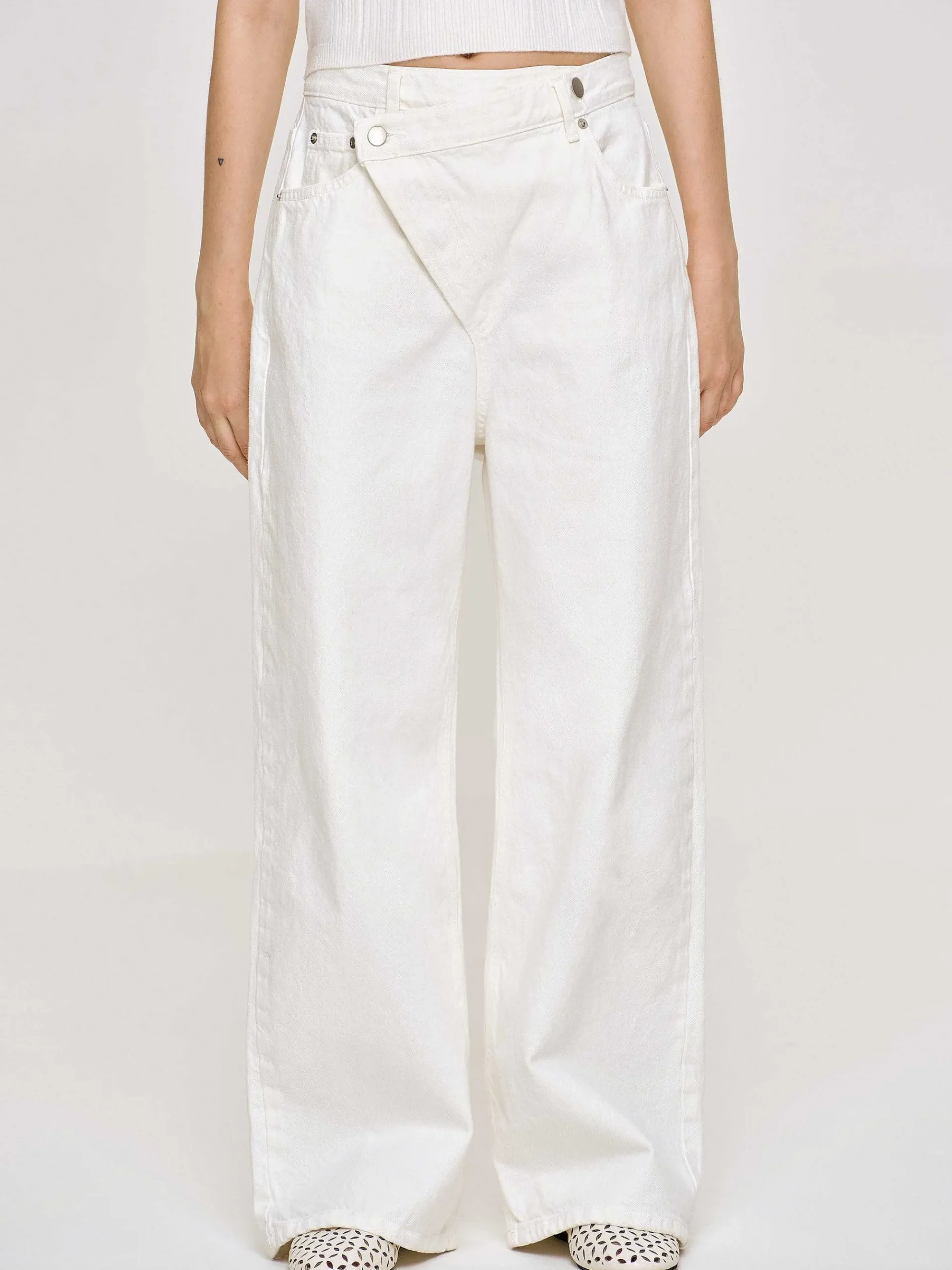 Source Unknown Vêtements-Jean Croise, Blanc