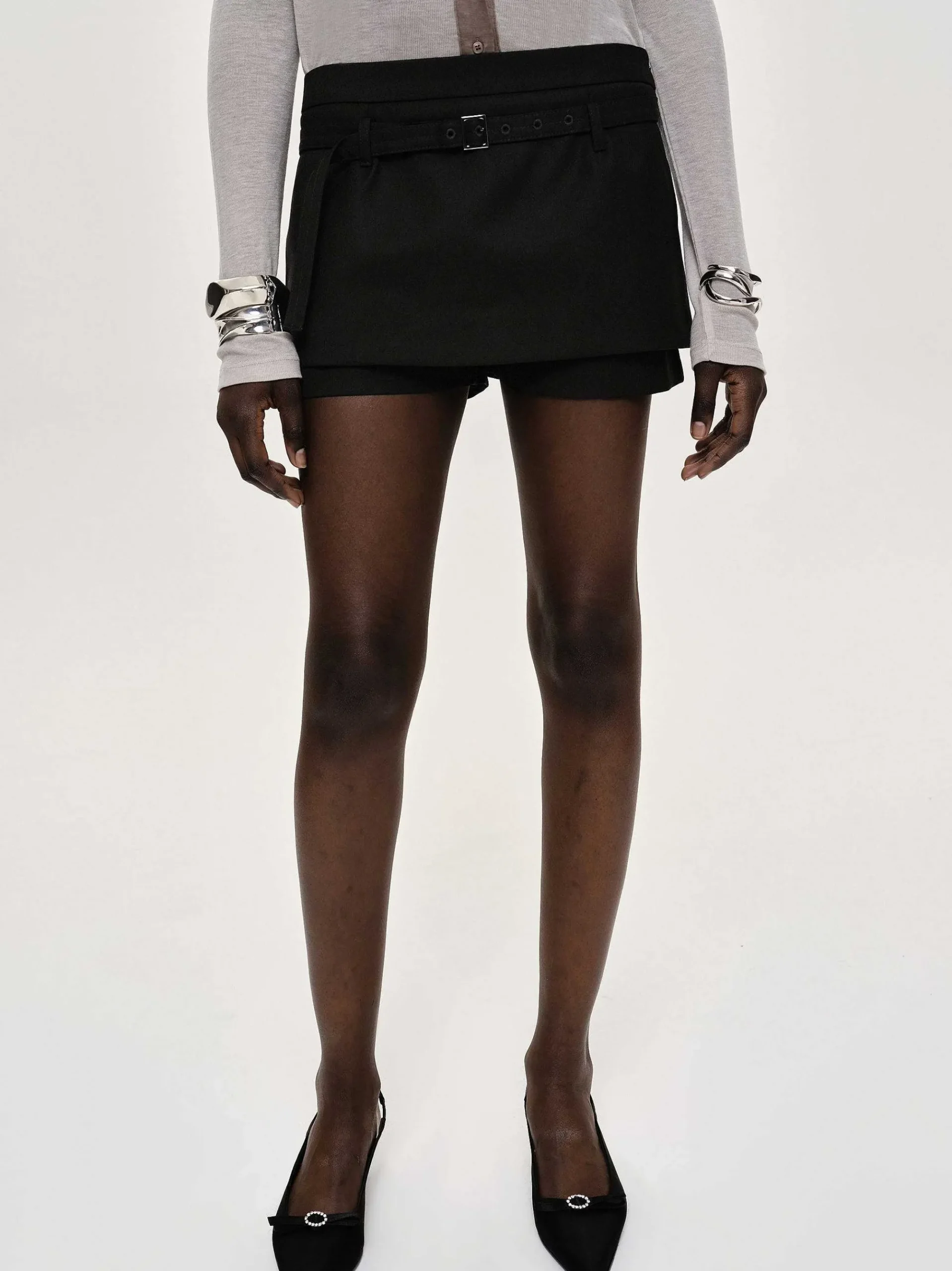 Source Unknown Vêtements-Mini-Jupe-Short Ceinturee Rioni, Haricot Noir