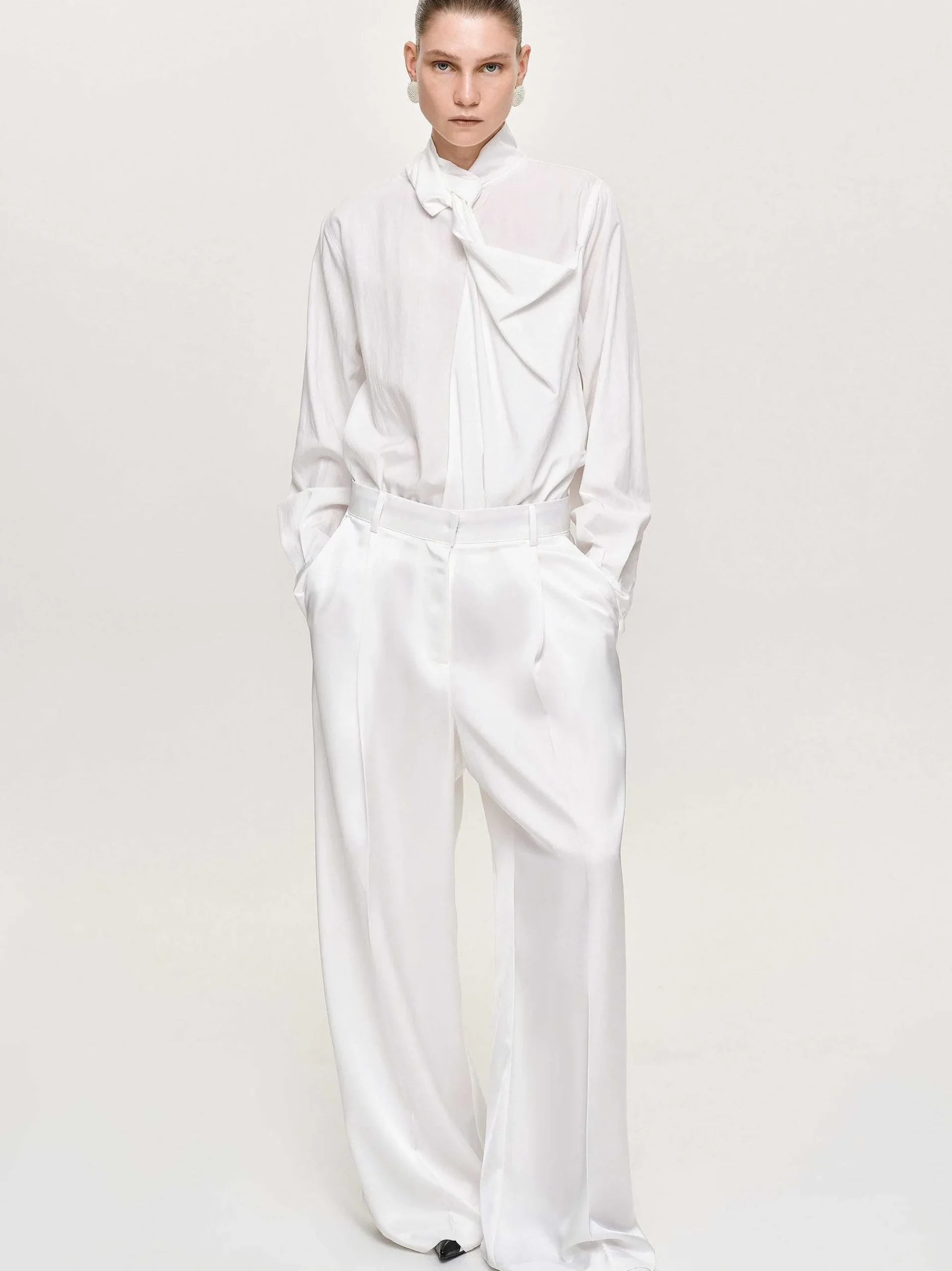 Source Unknown Vêtements-Pantalon Taiamo Fluide Satin, Blanc