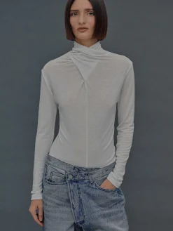 Source Unknown Hauts-T-Shirt En Laine A Col Croise Daye, Blanc